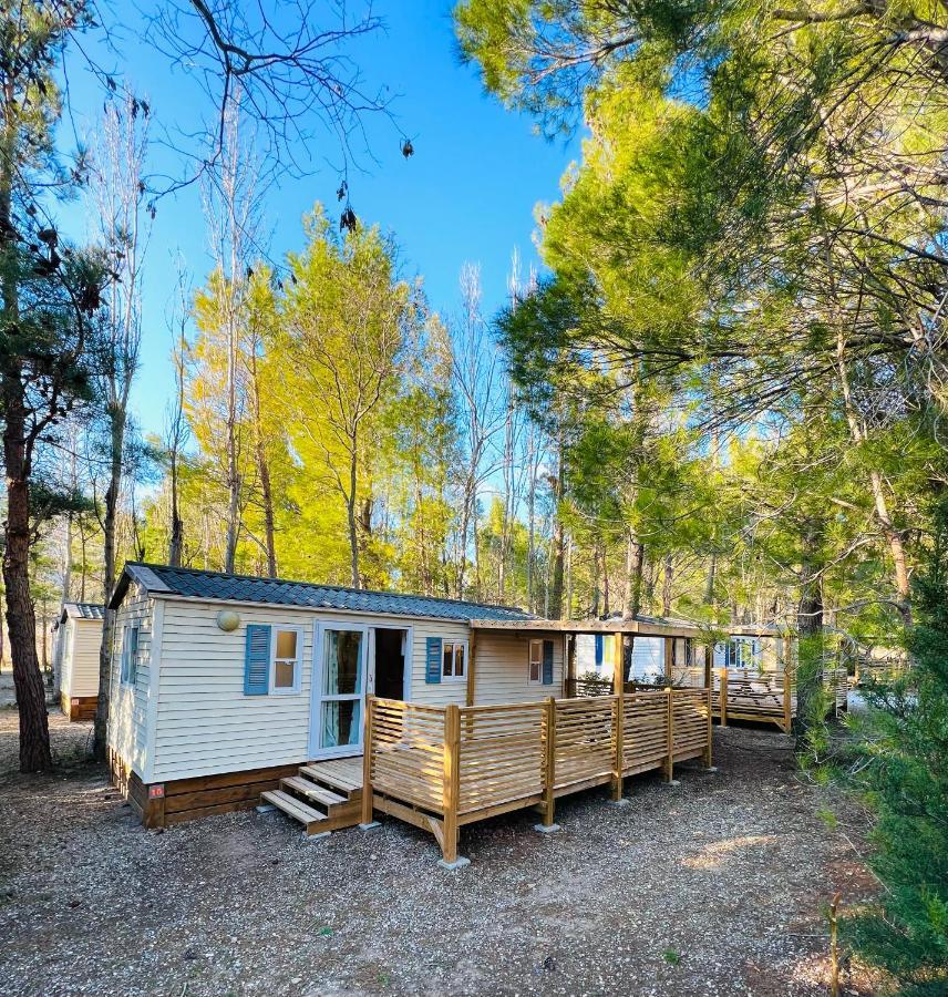 Camping La Peiriere Tuchan Luaran gambar
