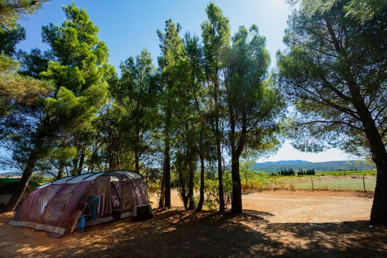 Camping La Peiriere Tuchan Luaran gambar
